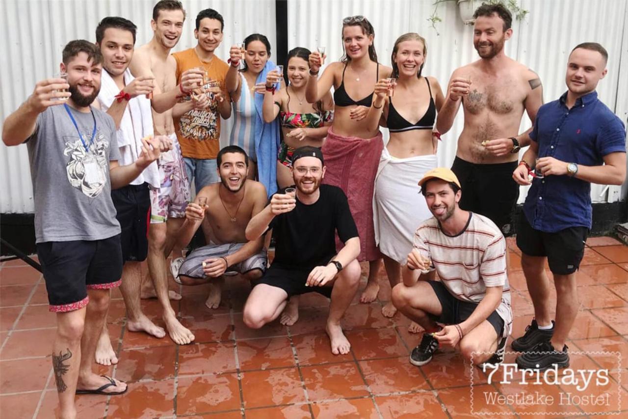 7Fridays West Lake Hostel Tây Hồ エクステリア 写真